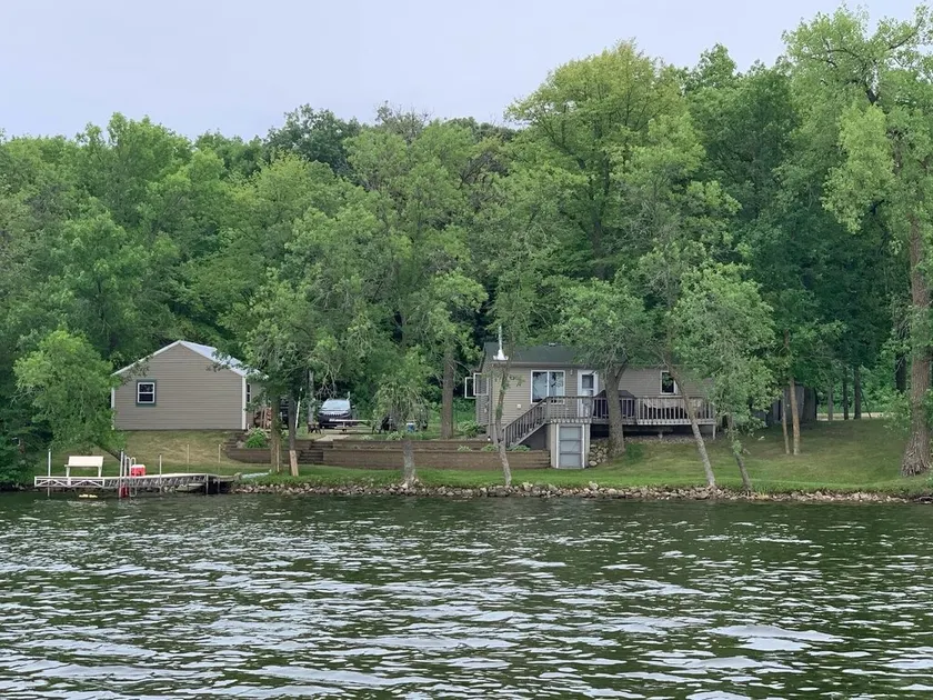 QUIET, Year round Cozy Cabin on a great fishing lake - Image 1