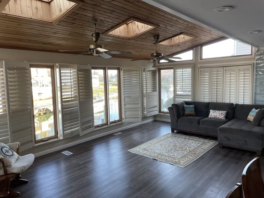Spacious & comfortable Home, water access near Beach, restaurants & Hampton Univ - Image 1