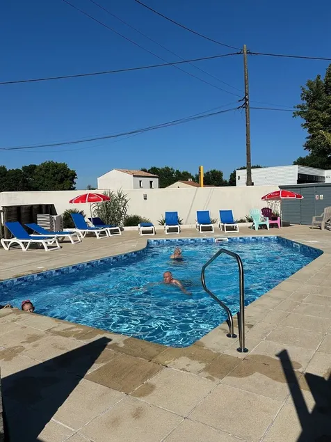 Team Holiday - Camping du Petit Pont - Image 1