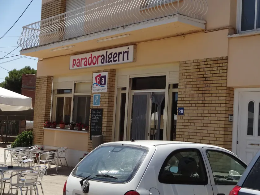 Hostal Terraferma - Image 1