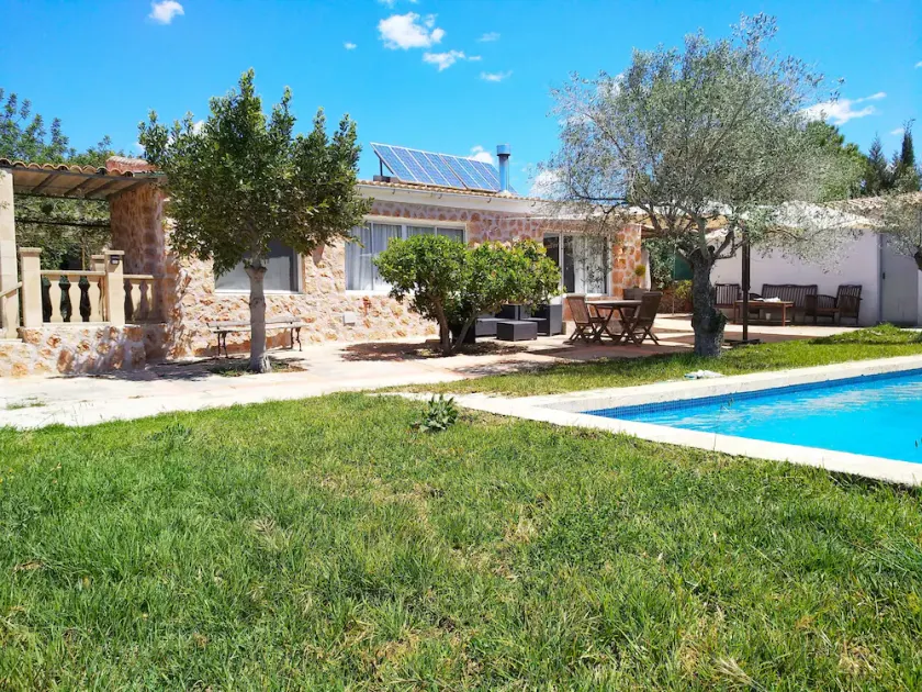 Private farm, wifi, private pool, barbecue, 13 minutes from the beach - Image 1