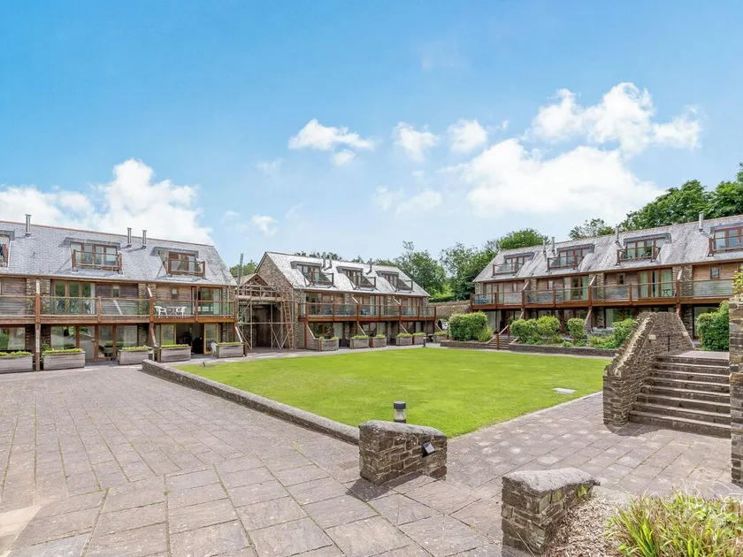 3 bedroom accommodation in Blackawton, near Totnes - Image 1
