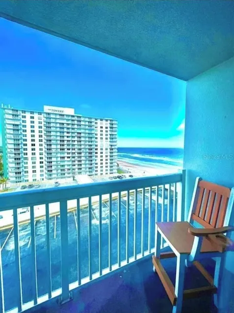 #917 Private balcony ocean view 1 bdrm,  kitchen, pool, hot tub, fitness center  - Image 1