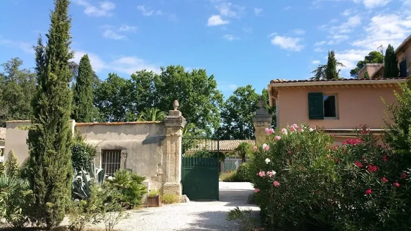 Historic ambience in an ideal location between the beaches and the Cévennes - Image 1