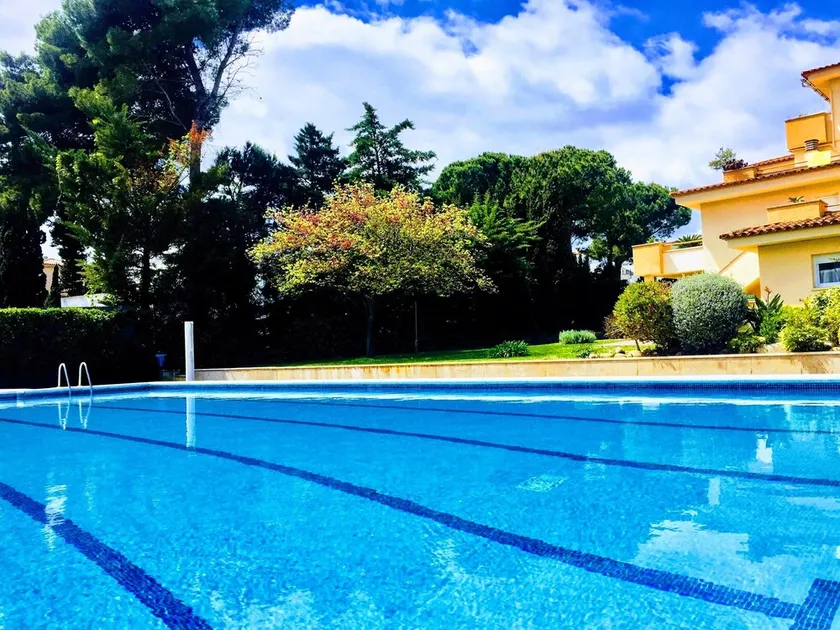 Abgesehen renoviert mit direktem Zugang Garten Pool Tennis 300m Strand, L'Escala - Image 1