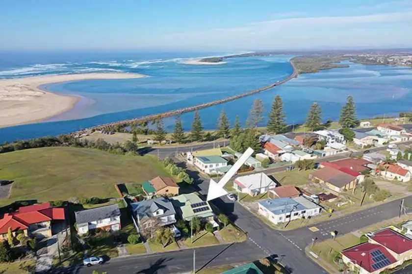 Beachview Cottage the heart of Harrington and the Place to Be - Image 1
