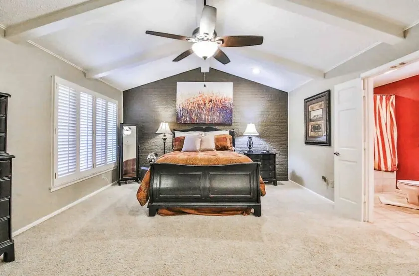 Spacious Retreat in the Heart of Lubbock! Excellent neighborhood ! - Image 1