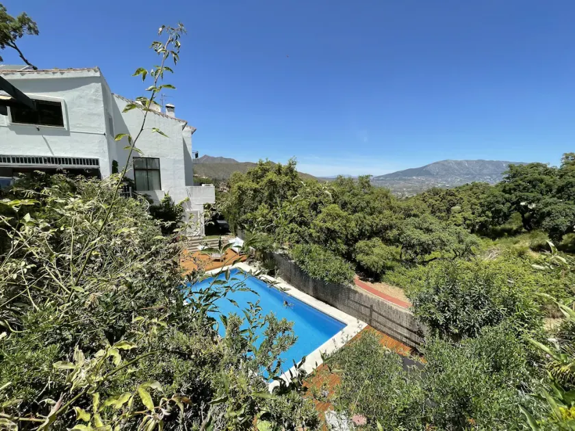 Villa mit Spektakulärer Aussicht und Privatem Pool - Image 1