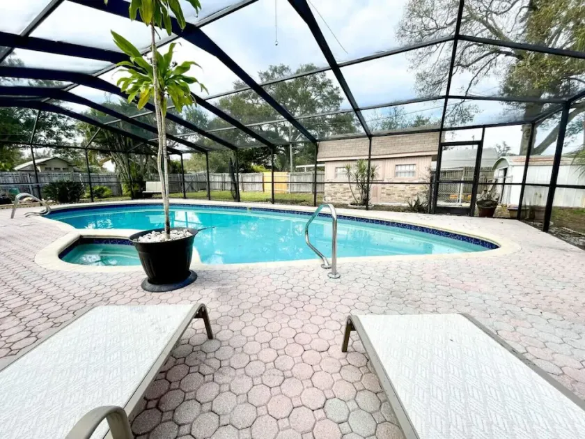 3915 W Wisconsin Ave · Modern Pool Home W/ Hot Tub AND Pool Table! - Image 1
