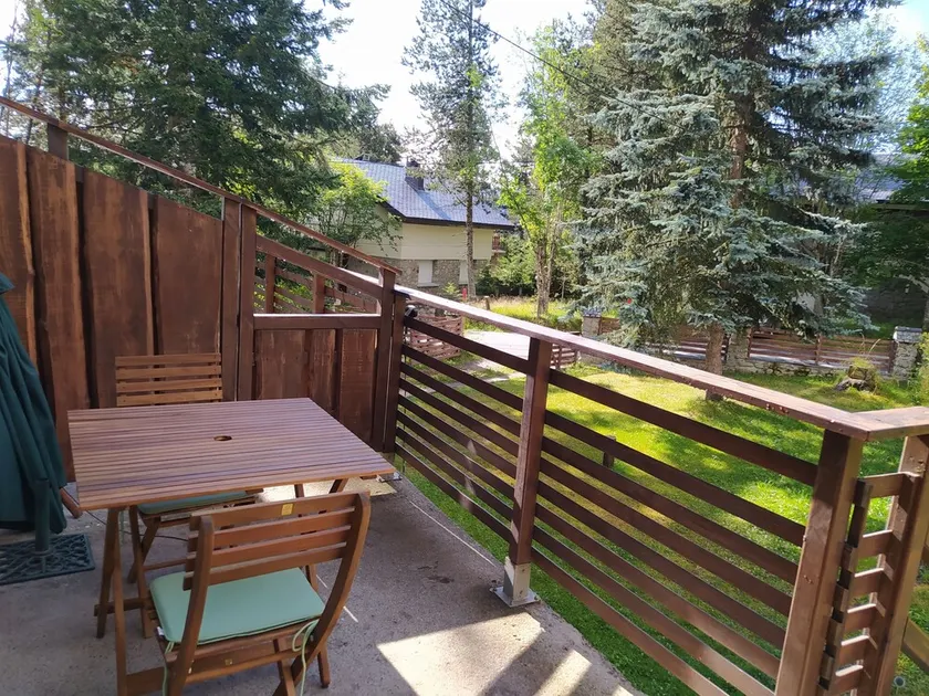 1 Bedroom Apartment in BolquÃ¨re - Image 1