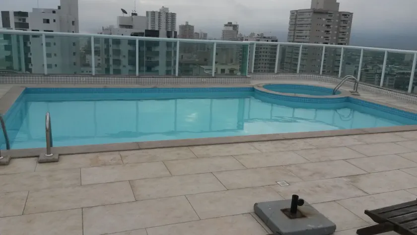Beachfront apartment - Image 1