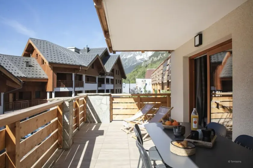 Wifi, 50m from ski slopes, balcony, ski locker, 40m², Vaujany - Image 1