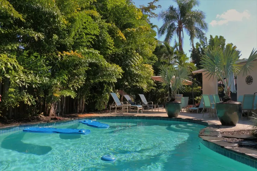 Brassrail Villa - belo retiro tropical / piscina aquecida privada - Image 1