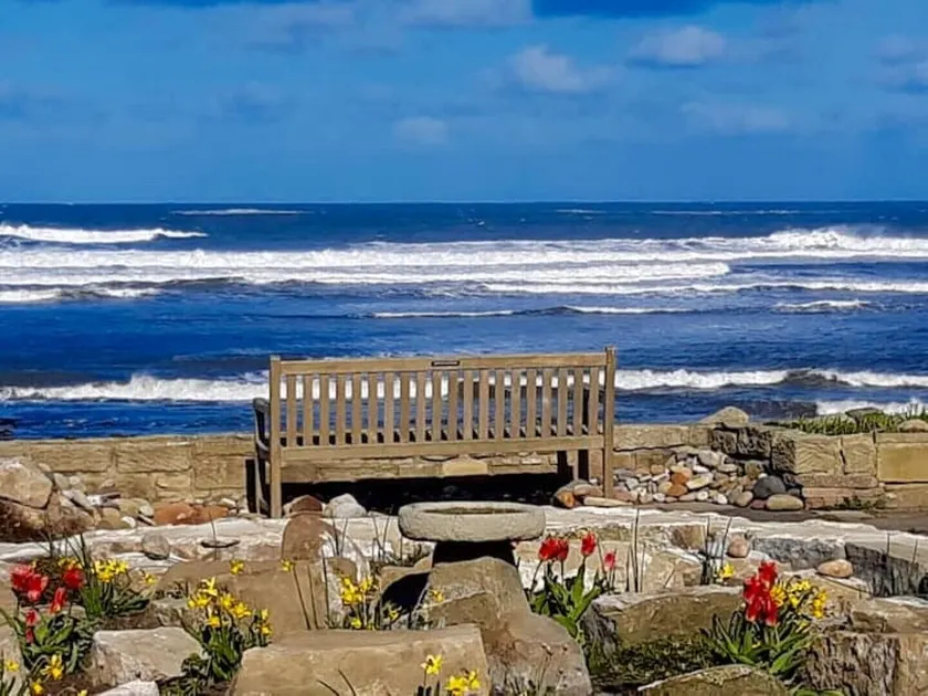 a beautiful stone-built fisherman's cottage, right by the beach - Image 1