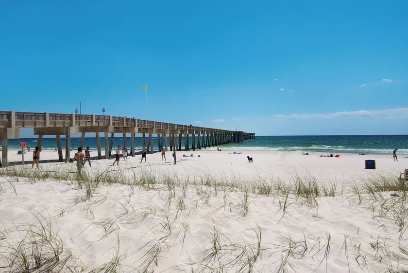Grandview Oasis! 3BR 2BA Sleeps 9! Gulf-front tranquility beckons! - Image 1