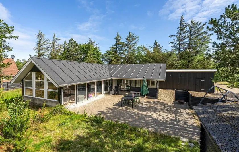 4 Bedroom Beautiful Home In Vestervig - Image 1
