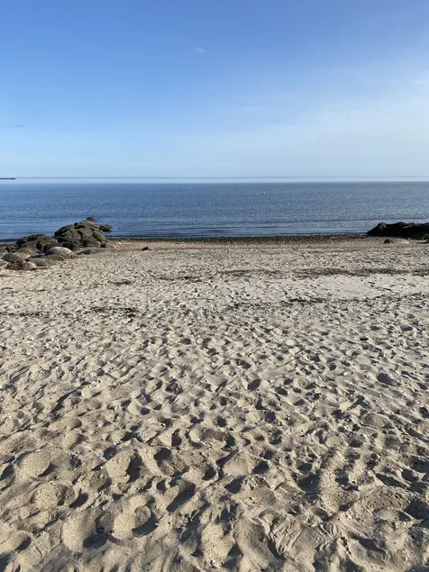 Waterfront Beach House - Image 1