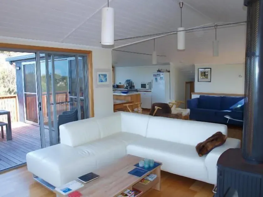 Gardens Road Beach House - Image 1