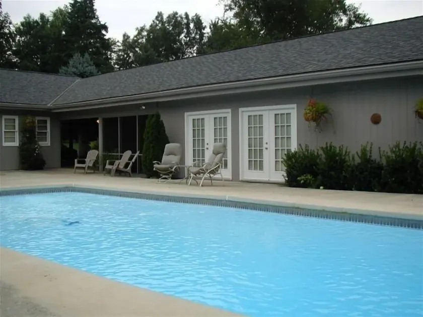 If You Want Much More Than a Hotel Room in Maryville, Tn - Image 1