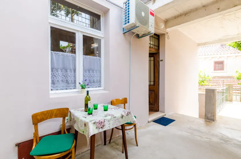Apartment Lucy - Image 1