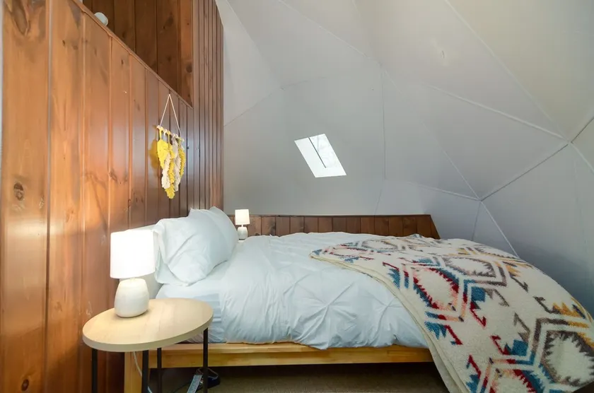 Cozy Dome w/Sauna on Diamond Lake, Cable WI - Image 1