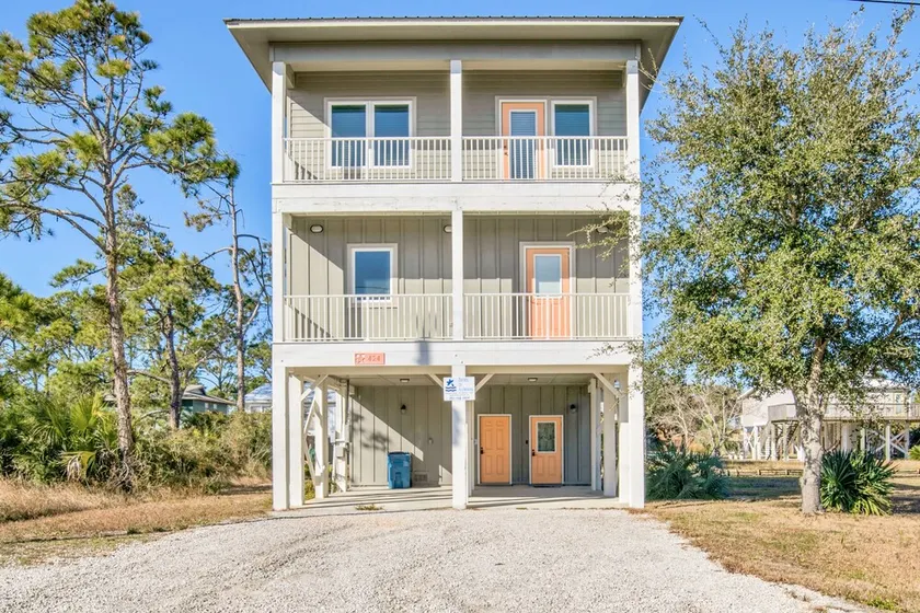 Sunride Shores Beach House - Image 1