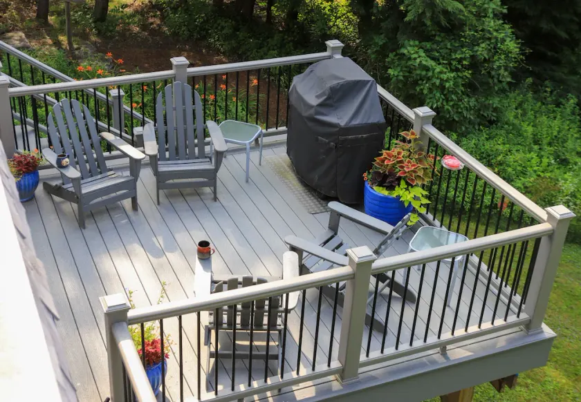Mtn Views. Backyard sledding hill. Pet-friendly. - Image 1