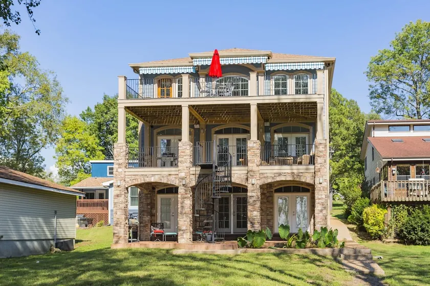 Nashville Old Hickory Lake Home on Old Hickory Lake - Image 1