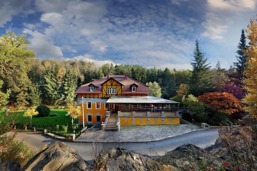 Villa Rotschoenberg im Tal der Freiberger Mulde - Image 1