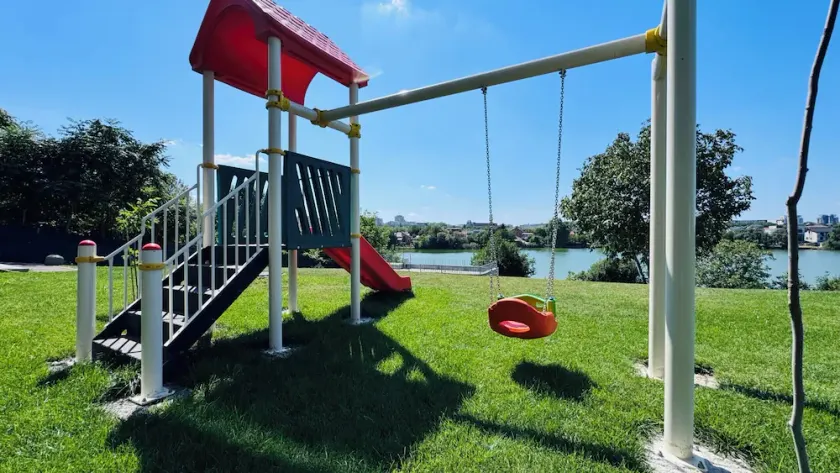 Premium City Escape - Bright Apartments by SunLake Residence - Image 1