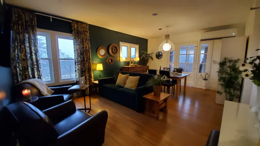 Modern Riverview Apartment Near Niagara Falls | Walk to Attractions + Parking! - Image 1
