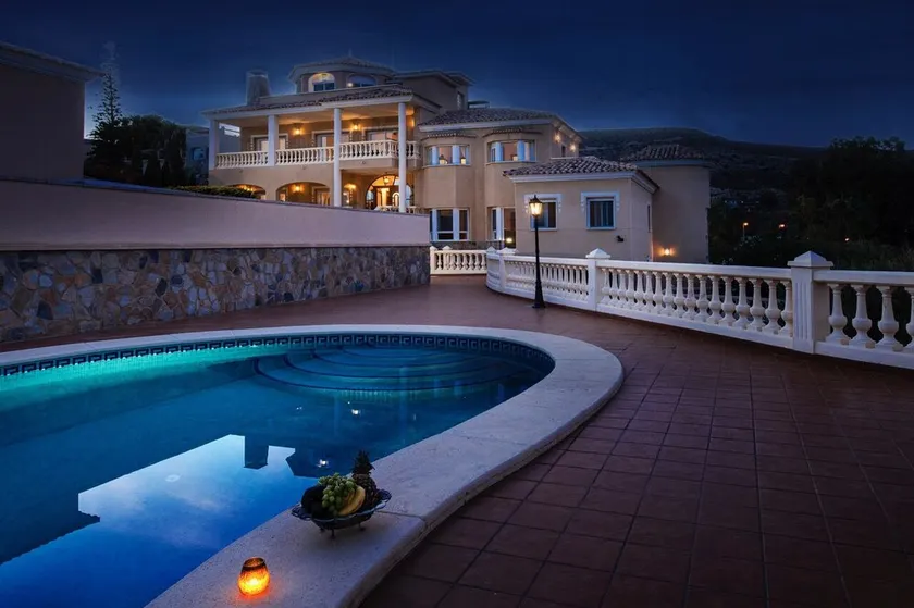 Magnificent apartment in the villa, Pool, seaside, view of the sea! - Image 1