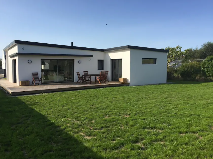 Comfortable new house near the beaches in Roscoff - Image 1