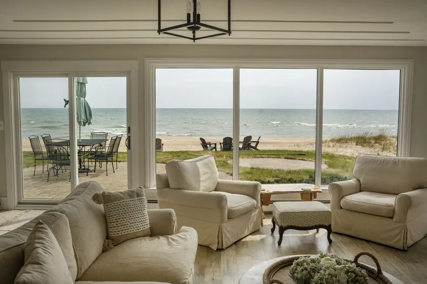 Belle maison de luxe en bord de mer sur le lac Huron - Vues spectaculaires / Sugar Sand - Image 1