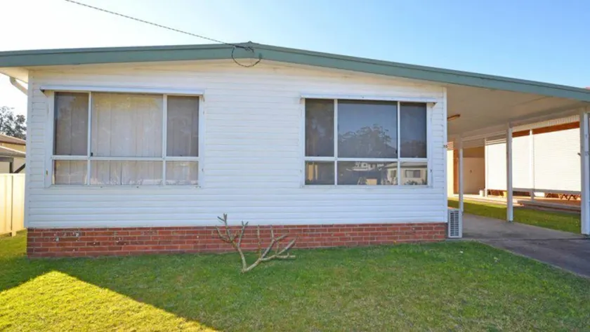 MISBEHAVEN - North Haven, NSW - Image 1