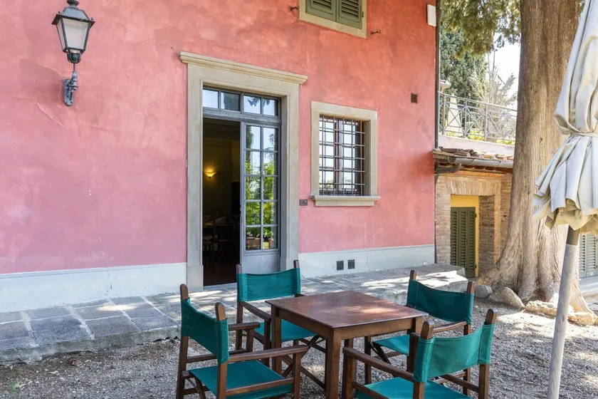 Villa Il Frantoio with Shared Pool, Private Terrace & Wi-Fi - Image 1