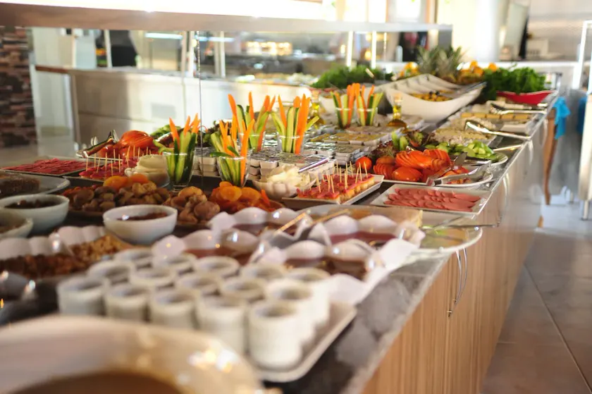 Yucel Hotel - Image 1