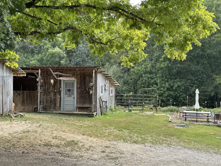 The \"Bunkhouse\" At Hunter Hollow Farm - Image 1