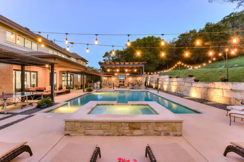 Above Hillside Oasis I Pool & Spa I Outdoor Entertaining I Luxury Services - Image 1