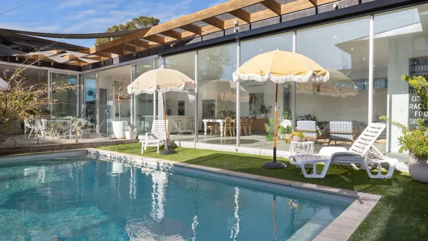 Poolside Paradise Mount Eliza - Image 1