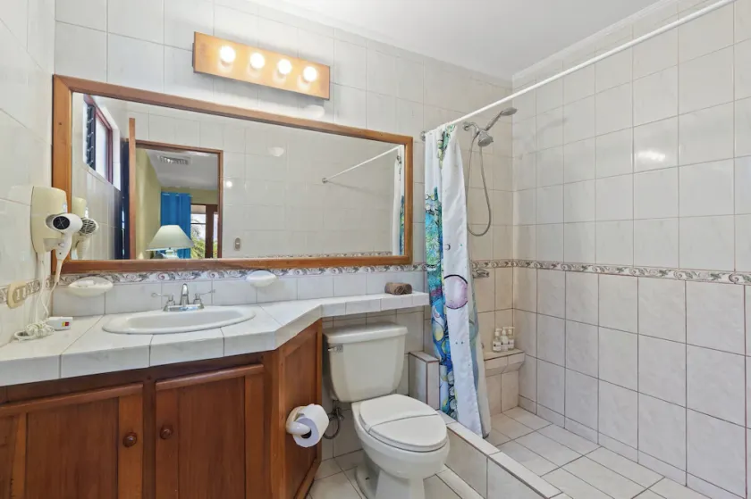 Exquisite Lage! Meerblick, einsamer Strand, Bucht & Pools! - Image 1