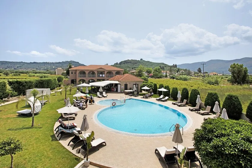 Studio Apartment 'Eleni's Garden Studio 2' with Pool, Private Balcony & A/C - Image 1