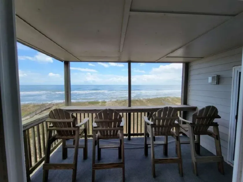 Oceanfront Condo - OBX - Early Bird Catches the Worm - Image 1