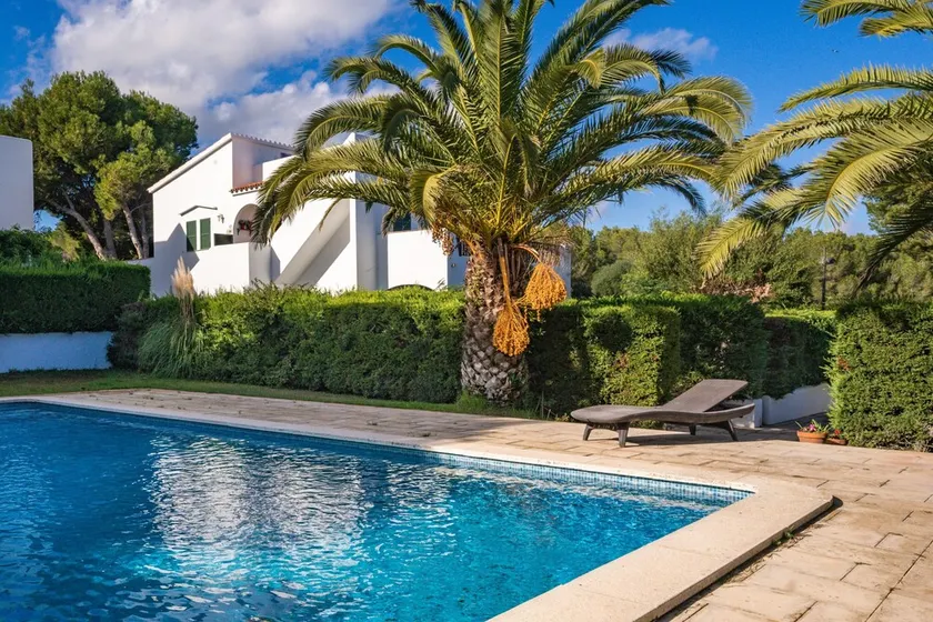 Las Violetas, charming house with large garden and swimming pool, next to the beach. - Image 1