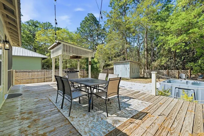 Florida Cottage | Fenced yard| Serentiy Cottage | Hot Tub | Santa Rosa Beach - Image 1
