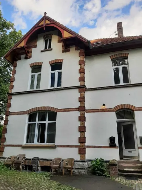 A renovated former train station in an idyllic setting. Unique & cozy. - Image 1
