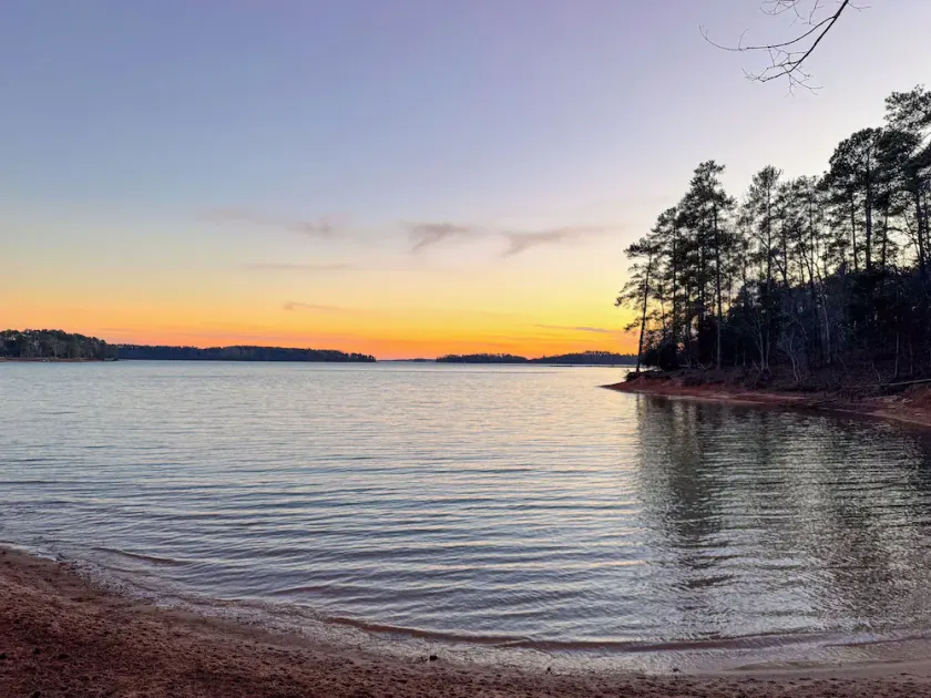 “Our Happy Place” on Lake Hartwell: Ready for you to relax and unwind! - Image 1