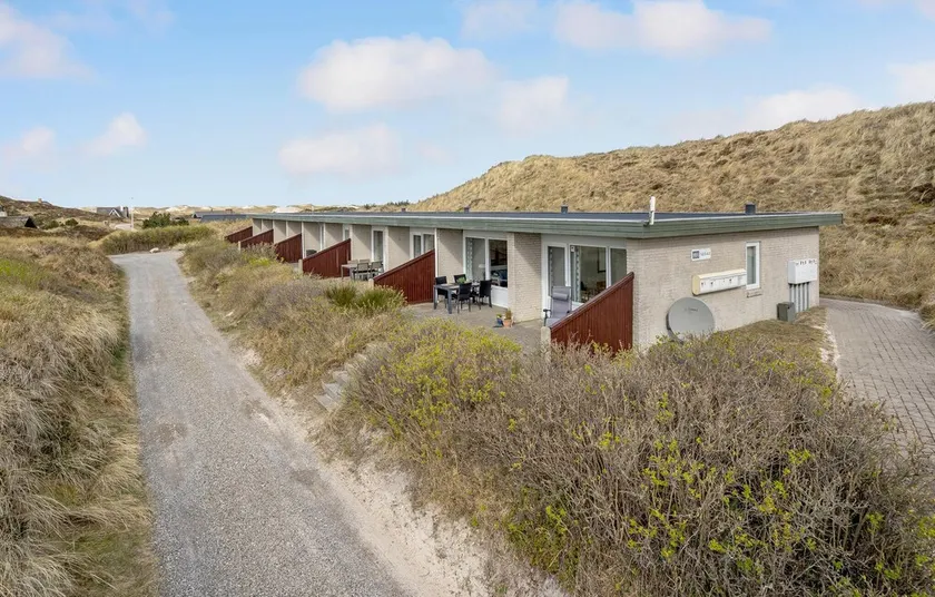 One-Bedroom Apartment In Hvide Sande - Image 1