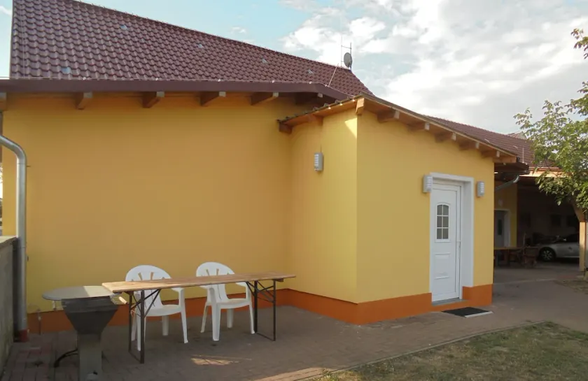 Apartment Hildegard modern furnished and close to the recreation area Kiebitz See - Image 1