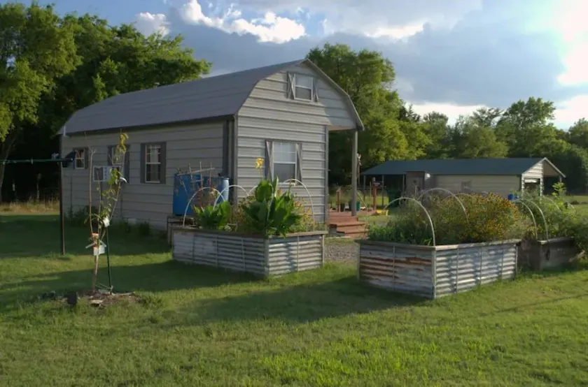 Tiny House Living on the ranch in East Texas - Image 1